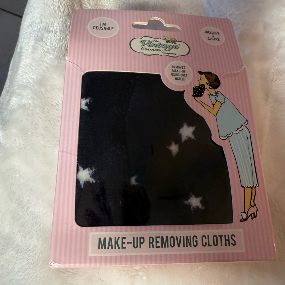 The Vintage Cosmetic Company MakeUp Removing Cloths Set of 3 Navy BlueWhite Star